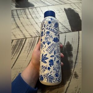 Disney Store Official Stitch Stainless Steel 21oz Water Bottle